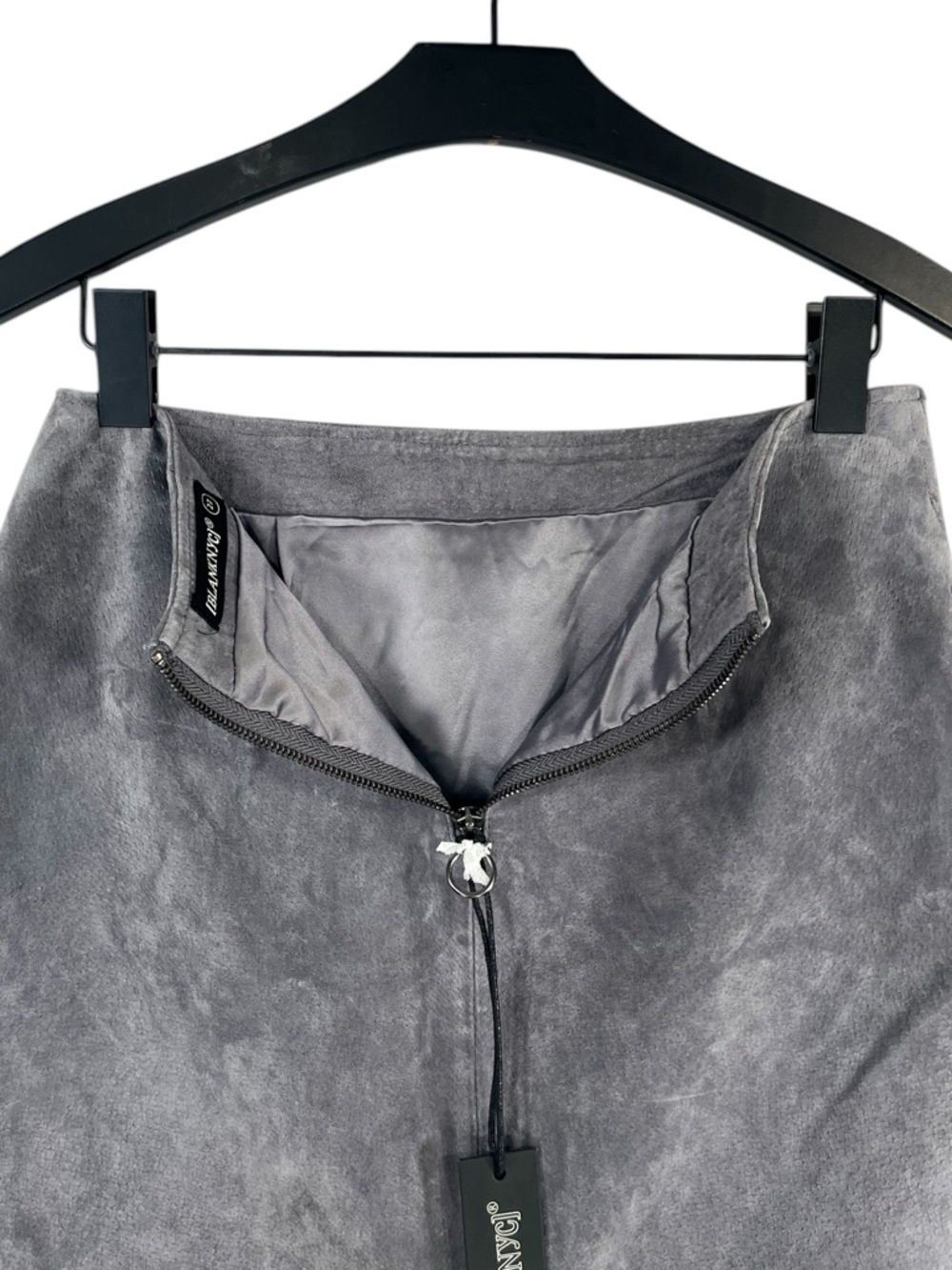 NWT BlankNYC Grey Suede Leather Mini Skirt with Zip Back Size 27 - Picture 6 of 6